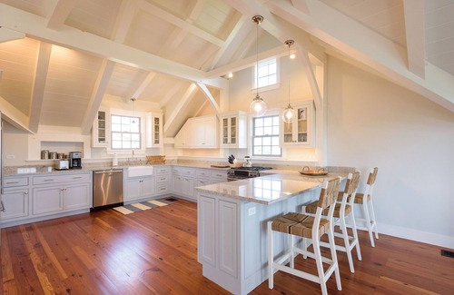 Cliff House | Cliff Location; Large yard with New Pool for 2025; Walking Dist. To Beach & Town