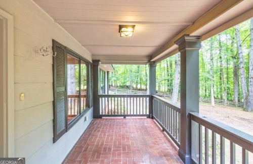 Loganville House | Clifford Guest House