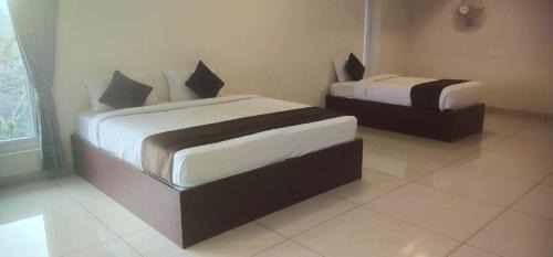 Yercaud Hotel | CLIFFVIEW RESORT