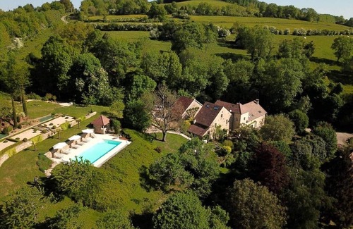 Montoillot House | Clos de Fougères - Gîte entier le Bourguignon