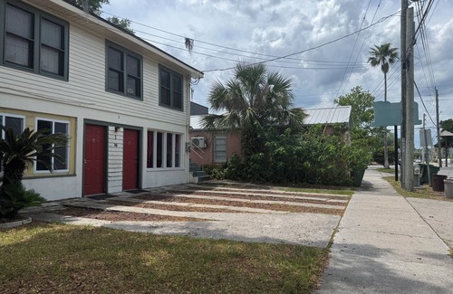 St. Augustine Apartment | Close to Attractions but far enough from the downtown traffic