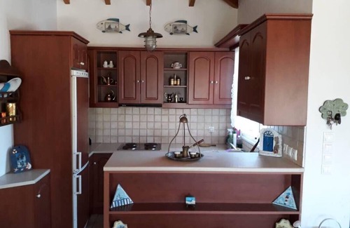 Kranidi House | Closest Landmarks * Ermioni Folklore Museum 7.8 km Agion Anargiron Monastery 7.9