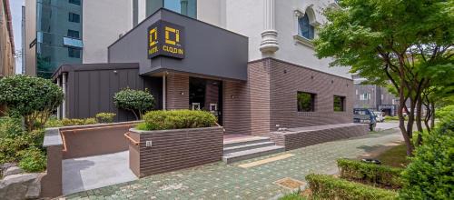 Mokpo Hotel | Cloud in Hotel Mokpo Peace Square