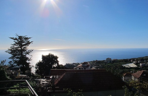 Calheta House | Clover House, a corner of heaven