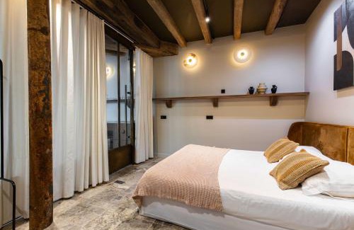 Enfants-Rouges Apartment | CMG Amazing Duplex 3BR 6P Le Marais