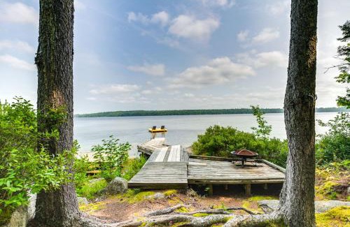 Ellsworth House | Coastal Branch Lake House with Dock and Game Room