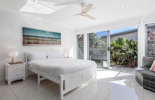 Kingscliff House | Coastal Charm on Casuarina Way