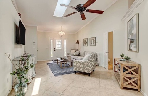 Vilano Beach House | Coastal Classy 🌊 5-min walk to quiet beach