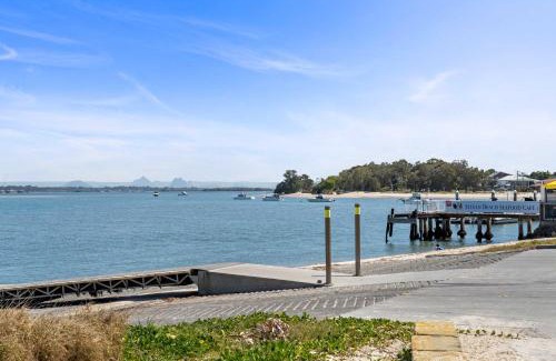 Bellara Apartment | Coastal Comforts with Pumicestone Passage Views