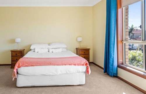 Shell Cove House | Coastal Delight In Shellcove