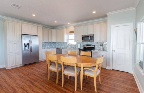 San Luis House | Coastal Encounter is your perfect beach get-away!