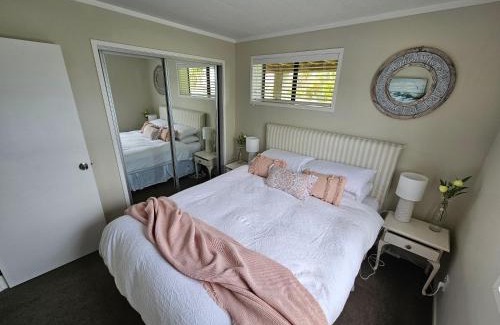 Mairangi Bay House | Coastal Escape in Mairangi Bay