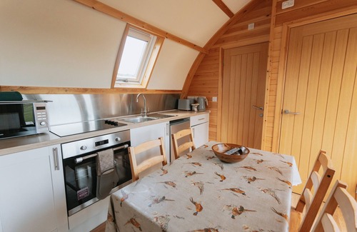 Cockburnspath Cabin | Coastal Family Cabin with Wood Fired Hot Tub