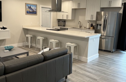 Stuart House | Coastal Getaway in Stuart