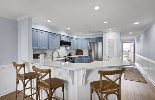 Shell Island Condo | Coastal Paradise: 2 Pools, Tennis Court, Beach Access!