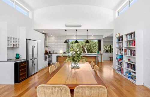 Ocean Grove House | Coastal paradise just metres from the beach