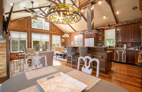 Bay St Louis Villa | Coastal vibe without the crowds. Main house with 2 studio apartments included.