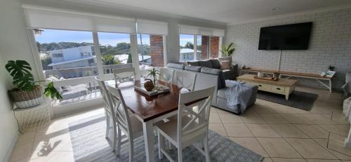 Port Macquarie Apartment | Coastal Vibes- Ultimate Beachside lifestyle