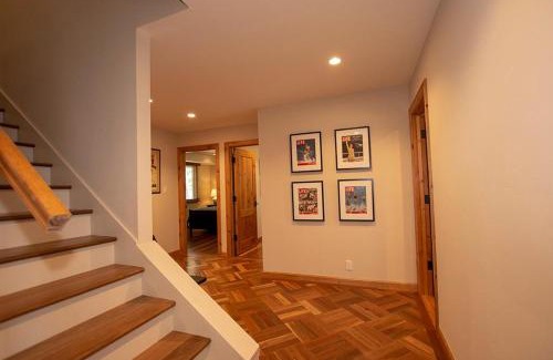 Lake Forest House | Coates By Hauserman Rentals
