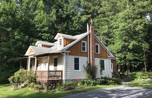 Coburn House | Coburn On the Creek - Flyfish, Tube , Grill, Relax- PSU Football/Camp Woodward