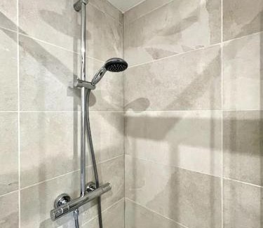 Albertville Apartment | coccon, tv, wifi