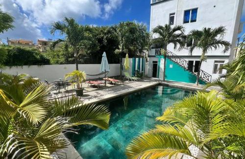 Pereybere Apartment | Coco Apartment - 3 Bedroom Ground floor - Namaste lounge