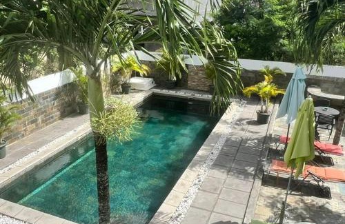 Pereybere Apartment | Coco Apartment - 3 Bedroom Ground floor - Namaste lounge