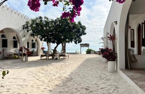 Jambiani Bed & Breakfast | Coco Beach Hotel