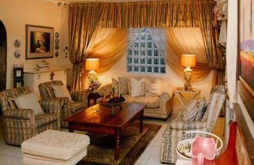 UPhongolo House | Coco Cabana Guest House