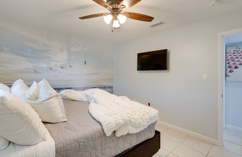 Cocoa Beach Apartment | Cocoa Beach Condo: Snowbird & Remote Work Friendly