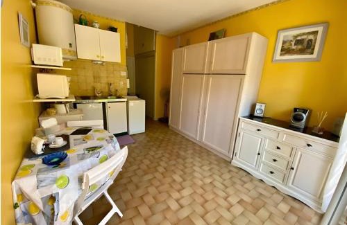 Le Pradet Apartment | Cocon au Pradet Plage, terrasse & calme absolu