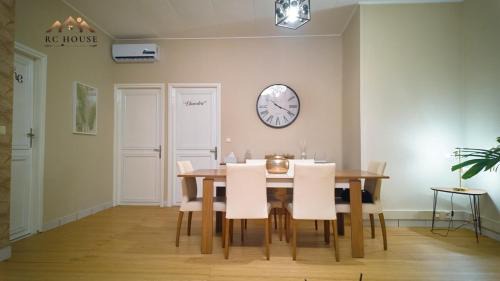 Pointe-Noire Apartment | cocon chaleureux