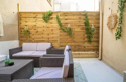Centre Historique Apartment | Cocon des halles - Climatisation - Terrasse