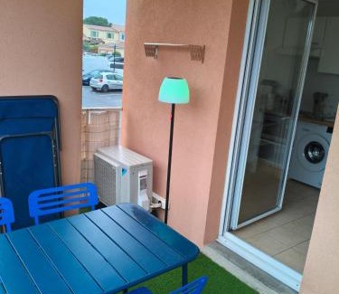 Meze Apartment | Cocon douillet près de l'étang