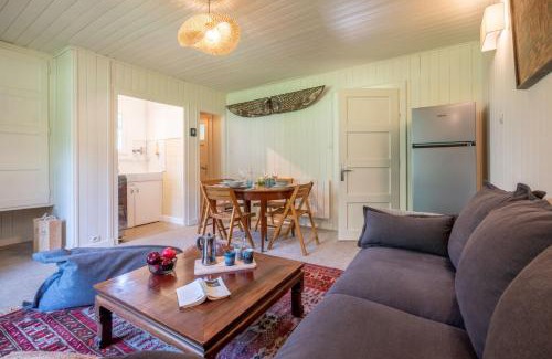 Les Praz-de-Chamonix Ski Chalet | Cocooning small chaming chalet with garden