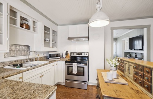 Leipers Fork House | Coda Cottage: Cozy Cabin In Leiper's Fork Village