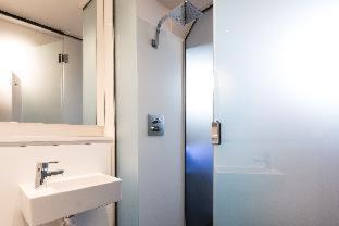 Old Town Hostel | CoDE Pod – The CoURT - Edinburgh