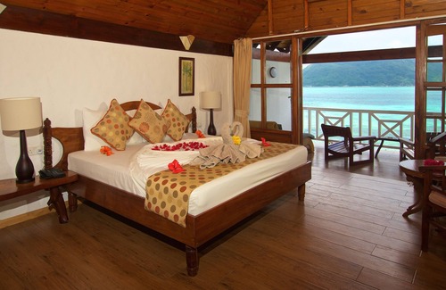 Baie Ste Anne House | Colibri Guest House