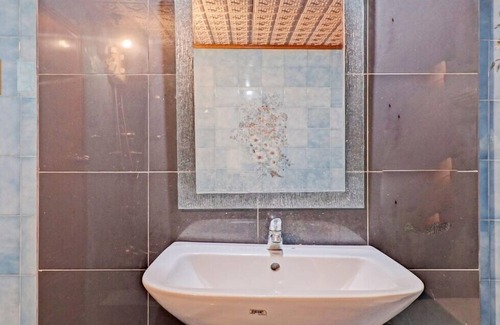 Cisarua Hotel | Collection O 90475 My Grand