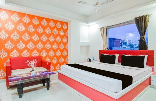 Chinar Park Hotel | Collection O City Center New Town Kolkata Formerly Paradise Inn