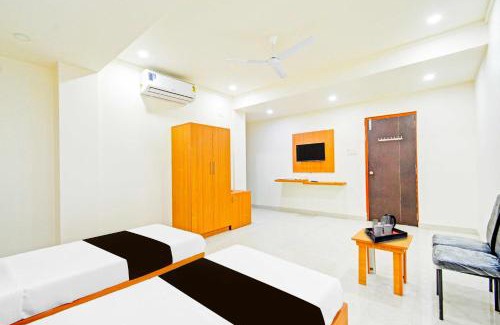 Hyderabad Hotel | Collection O Santosh Nagar Hyderabad
