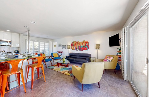 Araby Commons House | Color-filled charmer with pool & tennis access, patios, and AC