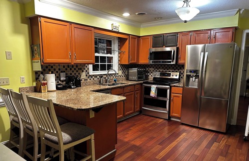 Wilmington House | Come to relax at Casa Rodea Duran 15 min away from the beach & relax at the pool