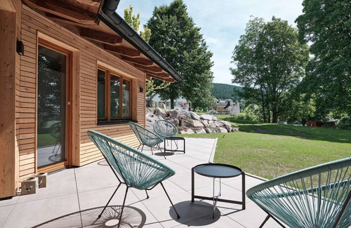 Saig Apartment | Comfort double room with balcony