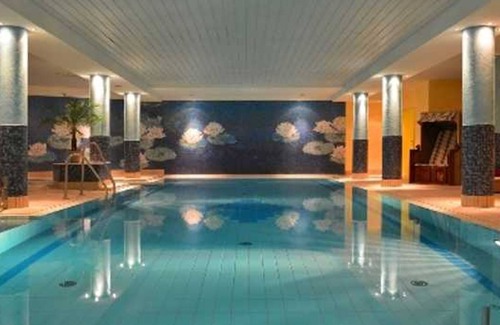 Koelpinsee House | Comfort Double Room with Balcony and Sea View - Strandhotel Seerose Kölpinsee