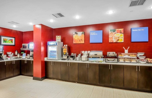 Mott Haven Hotel | Comfort Inn & Suites near Stadium