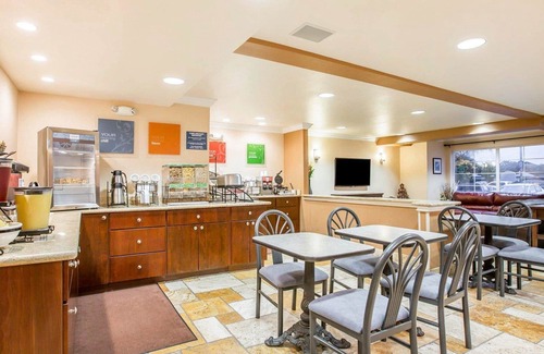 Salinas Hotel | Comfort Inn & Suites of Salinas