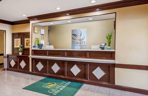 Clifton Hotel | Comfort Inn & Suites