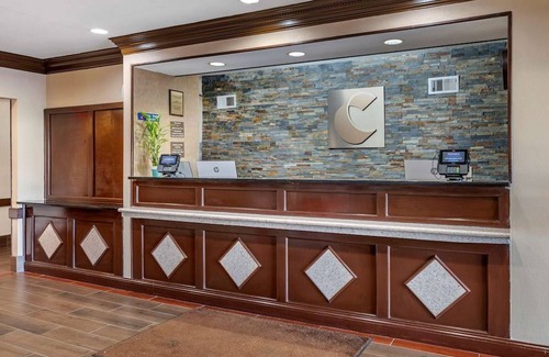 Clifton Hotel | Comfort Inn & Suites