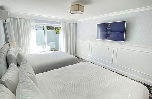 Fairy Meadow Hotel | Comfort Inn Towradgi Beach